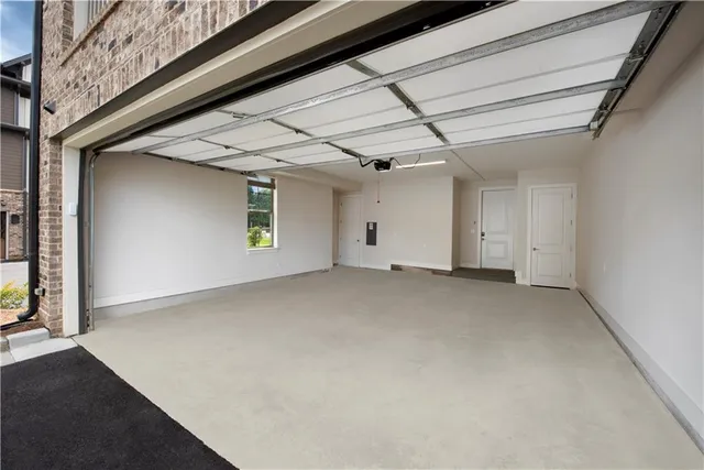 $2,789 | 1545 Whitemarsh Road, Unit C1, Kennesaw, GA 30152