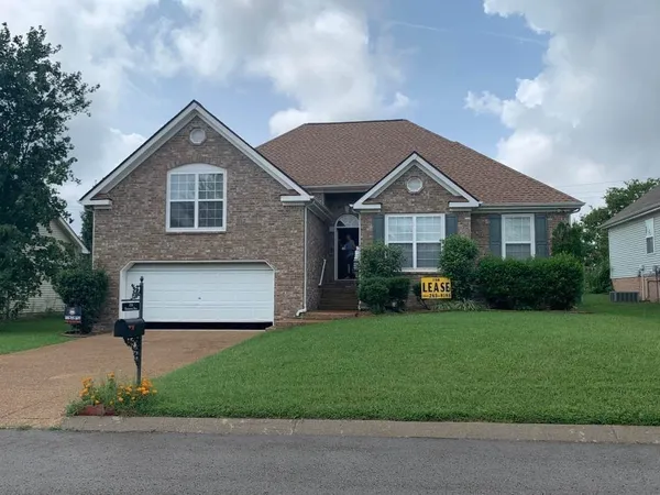 $2,400 | 1036 Persimmon Drive, Spring Hill, TN 37174