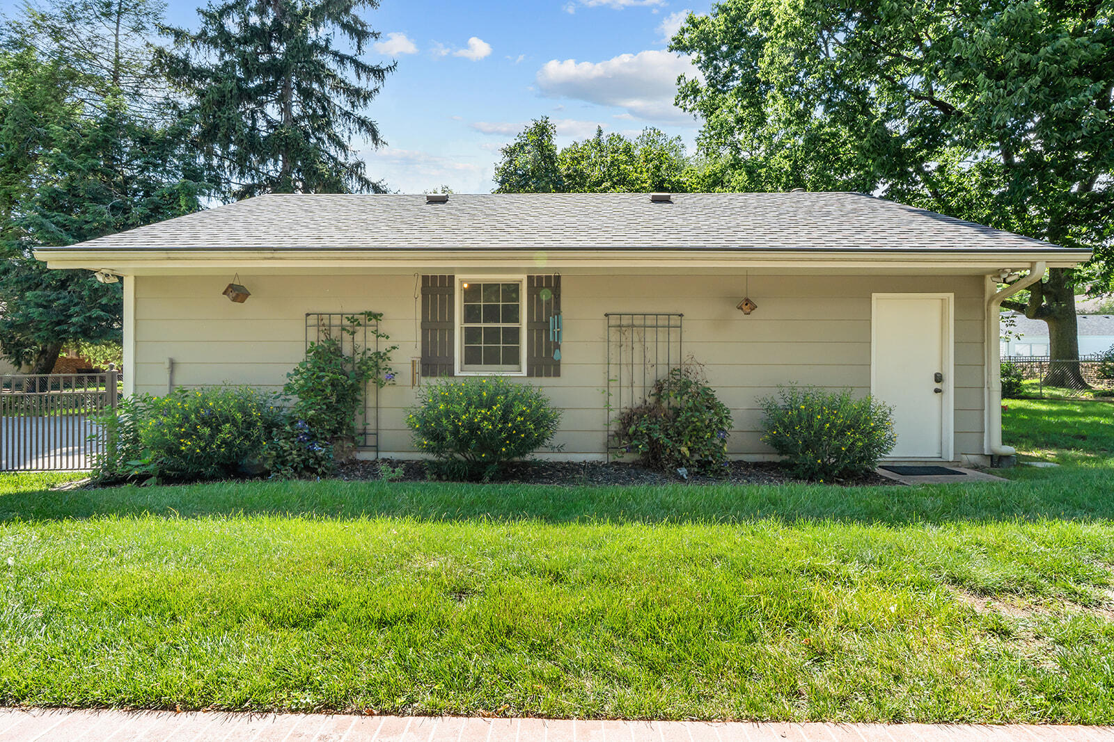 1645 East Meadowmere Street Springfield, MO 65804 - Photo 65 of 72 DSC01178