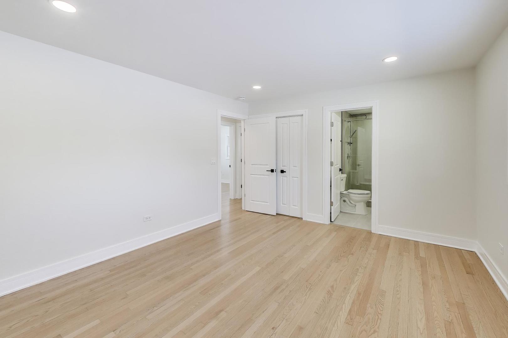 623 North Benton Street Palatine, IL 60067 - Photo 14 of 27 a view of an empty room