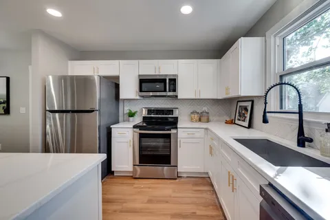 $399,900 | 2424 Laurel Hill Court, Murfreesboro, TN 37129