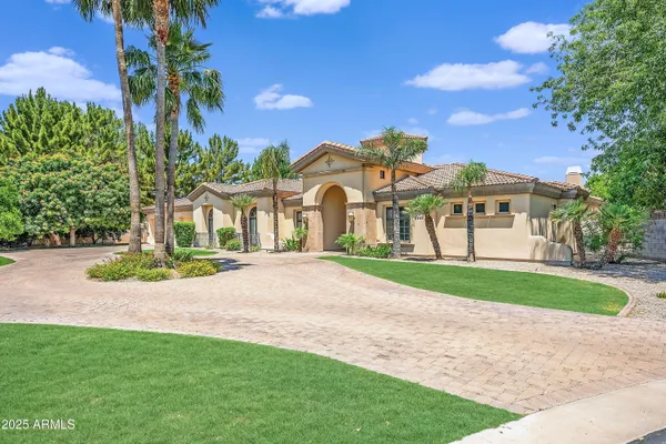 $2,100,000 | 2440 North Maple, Mesa, AZ 85215