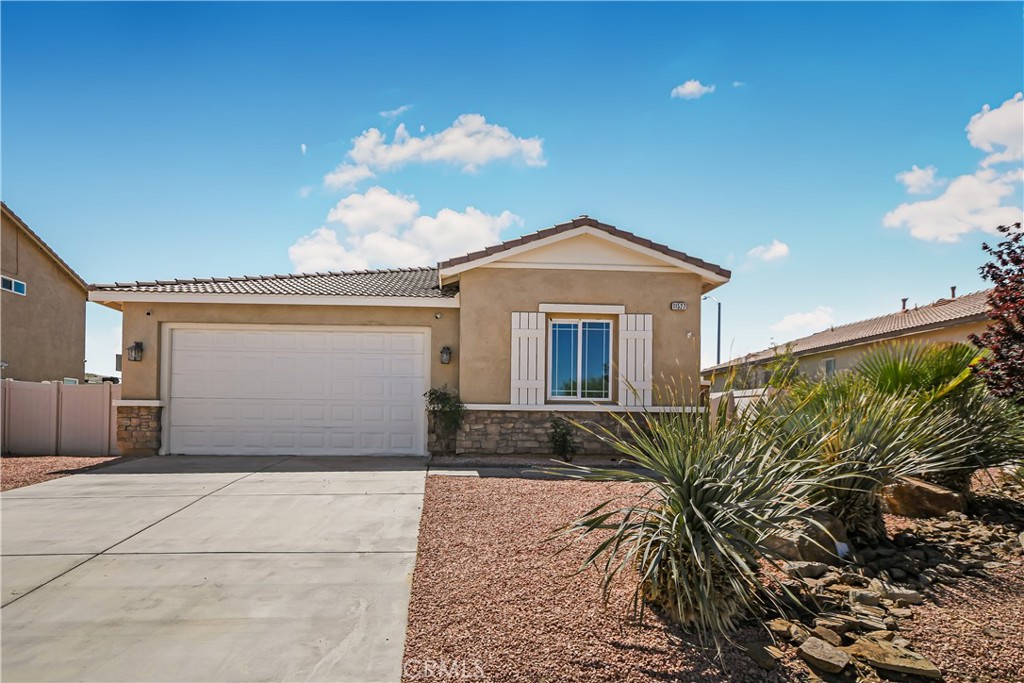 11527 Crest Adelanto, CA 92301 - Photo 1 of 1