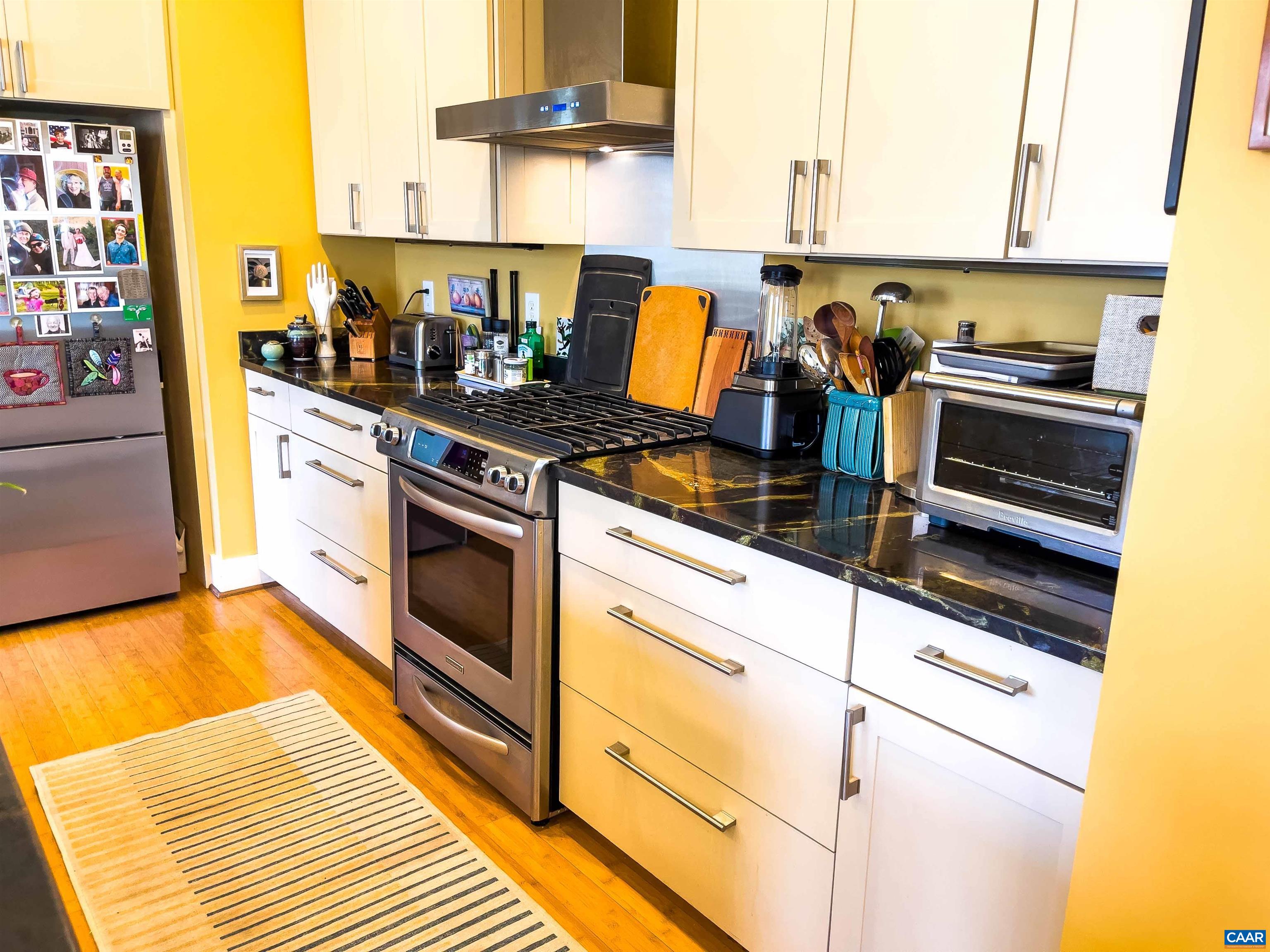 300 Riverside Avenue Charlottesville, VA 22902 - Photo 16 of 69