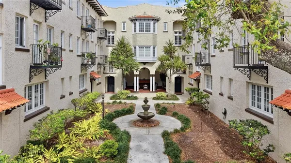 $1,700 | 2117 West Dekle Avenue, Unit G1, Tampa, FL 33606