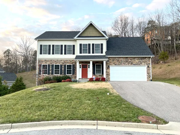 $649,999 | 4235 Berkeley Place Drive, Roanoke, VA 24018