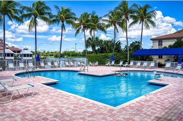 $4,250 | 6688 Via Regina, Boca Raton, FL 33433