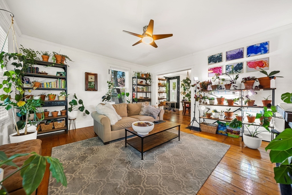 77 Brook Road Weston, MA 02493 - Photo 11 of 37 Gallery Image 11