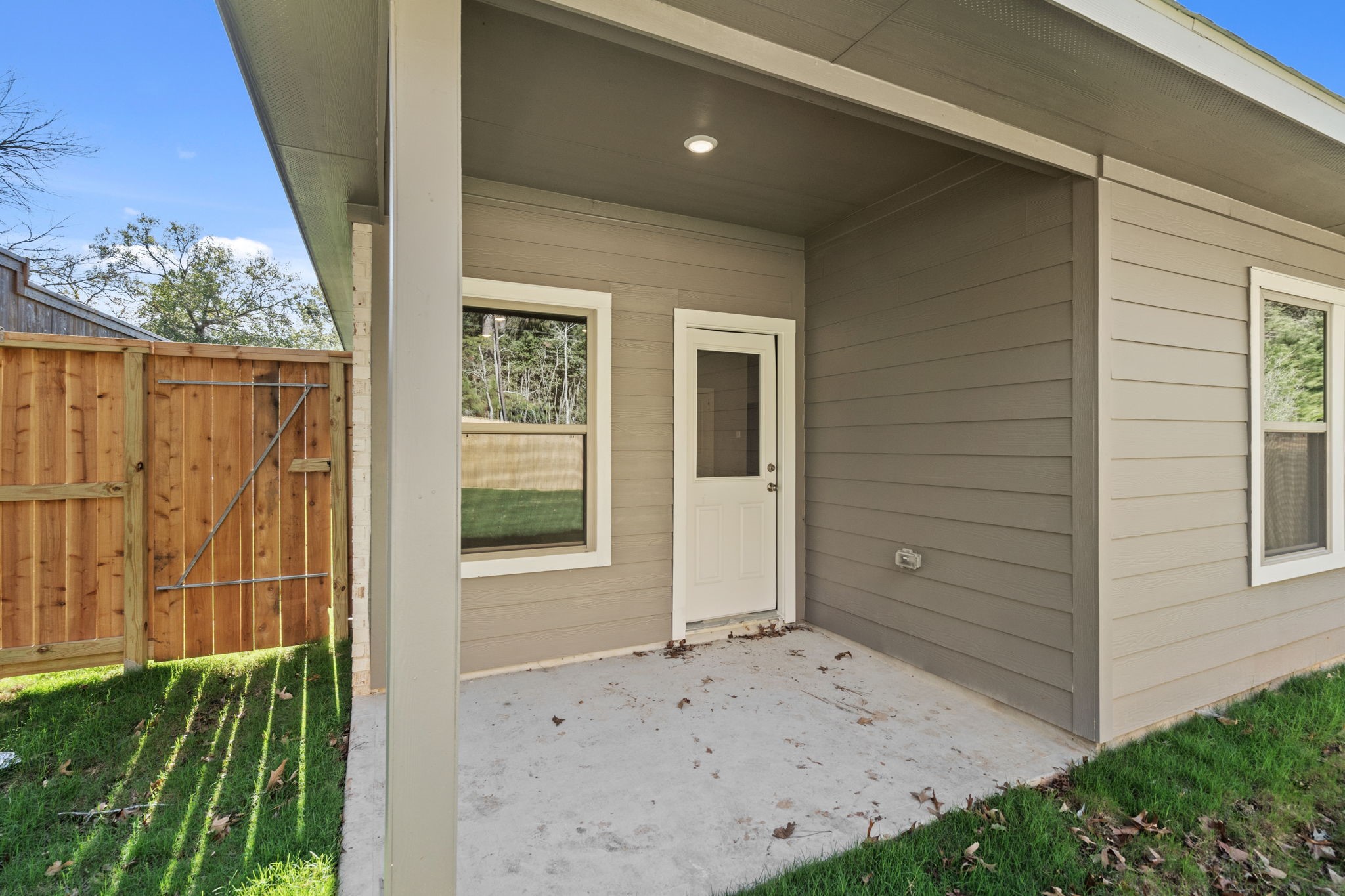 12343 Ridge Top Drive Conroe, TX 77304 - Photo 26 of 32 a view of front door of house