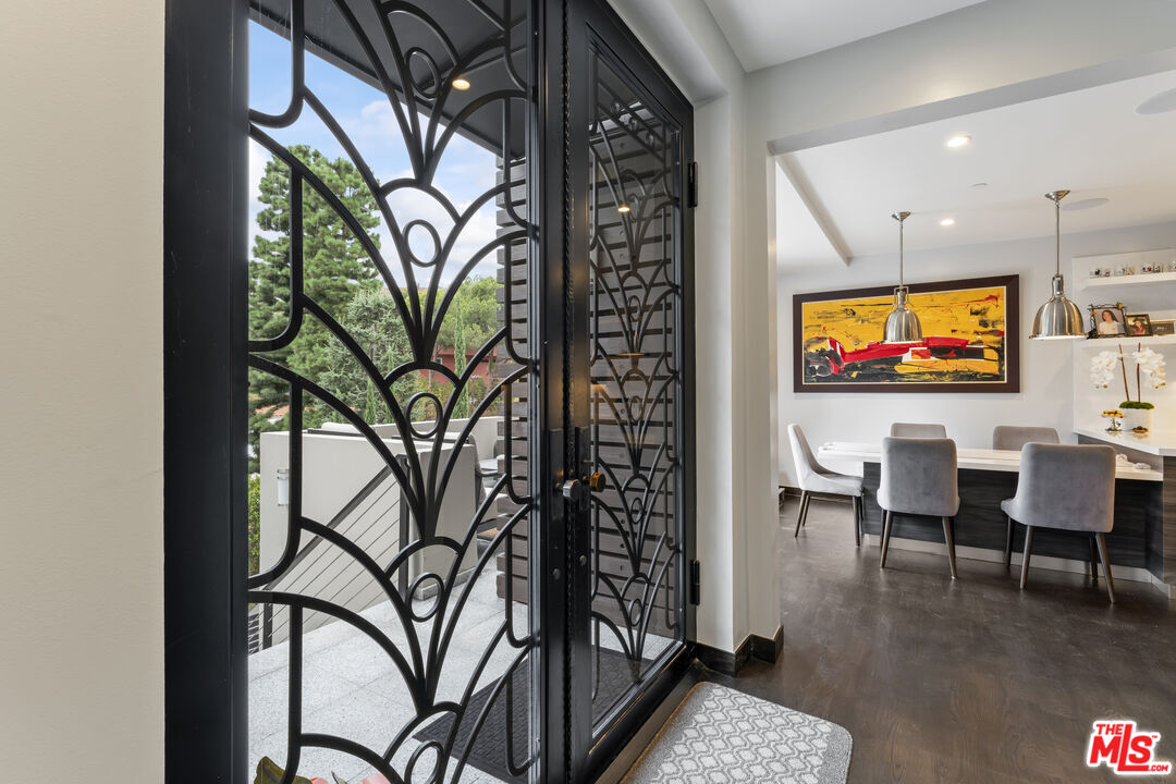 6459 Rodgerton Drive Los Angeles, CA 90068 - Photo 25 of 52