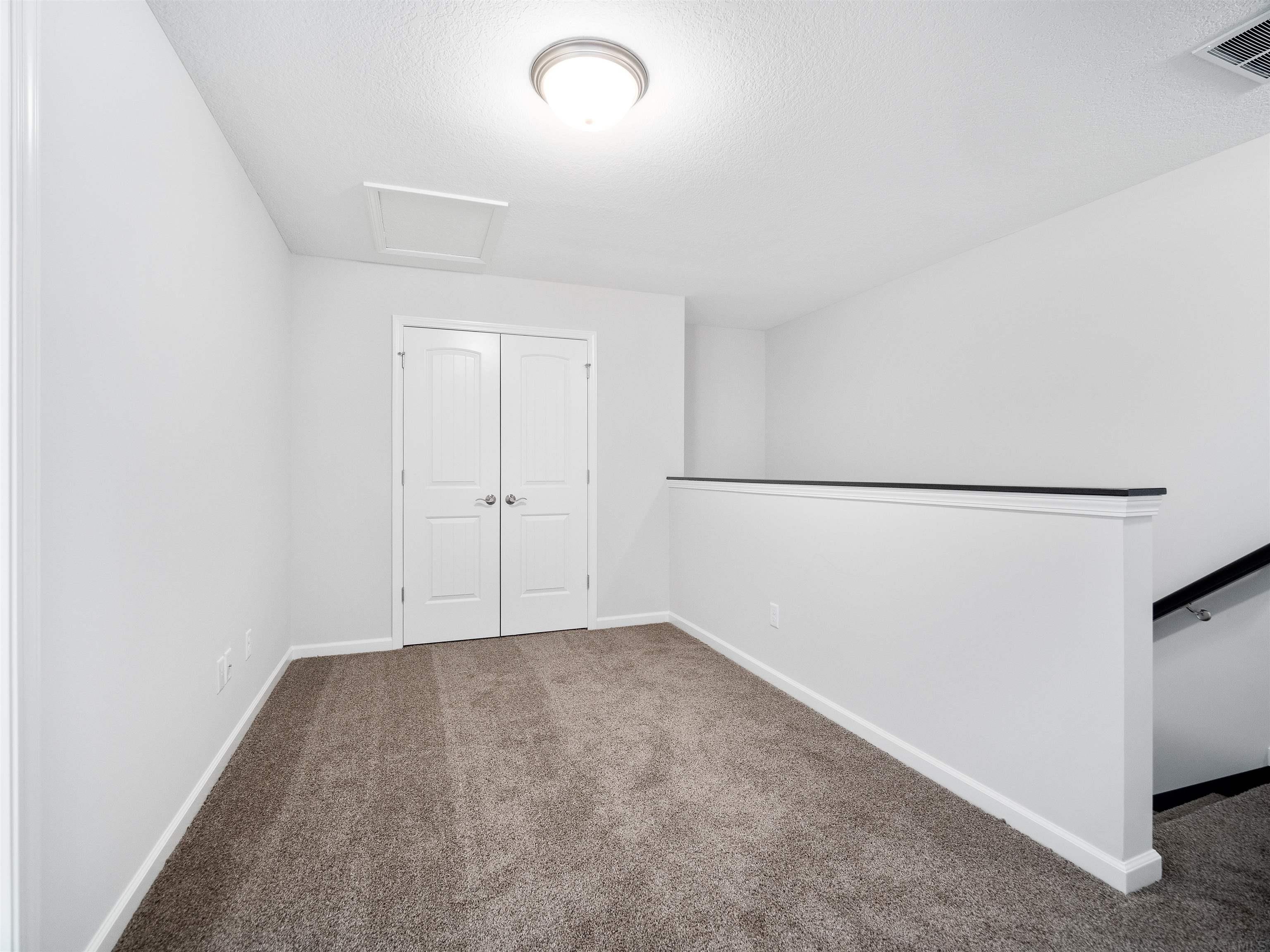 317 Conductor Cove Garrett, IN 46738 - Photo 31 of 36