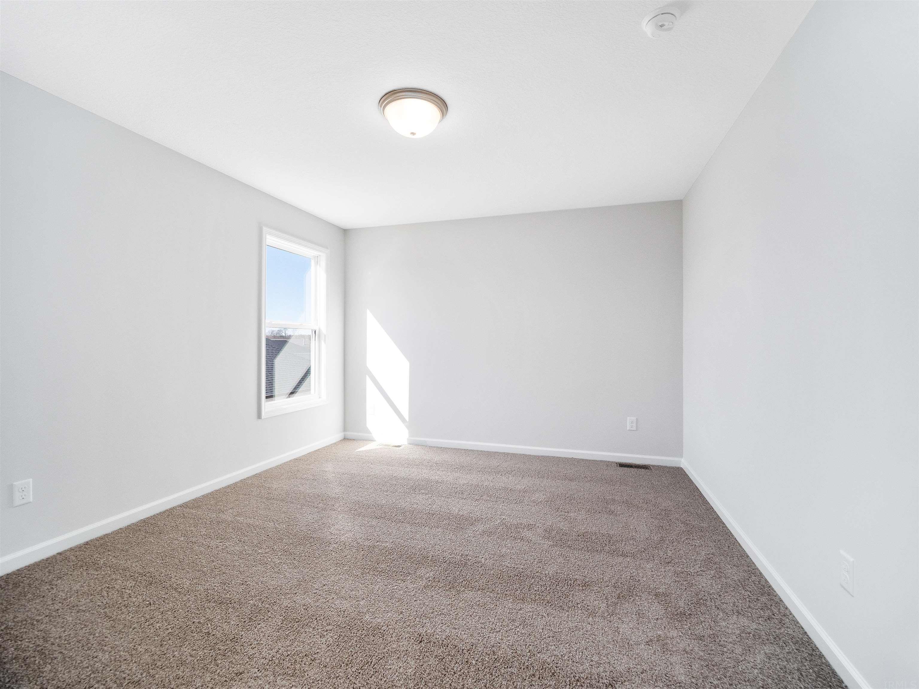 317 Conductor Cove Garrett, IN 46738 - Photo 34 of 36