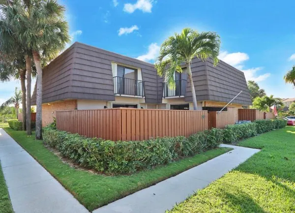 $4,200 | 2117 21st Court, Jupiter, FL 33477
