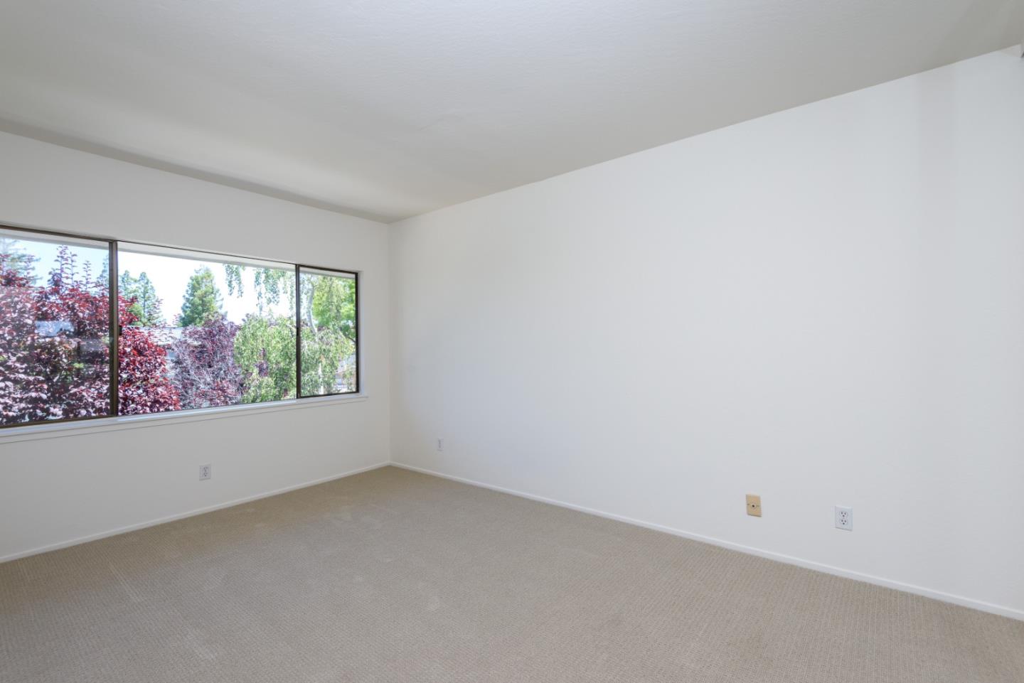 2305 Sharon Road Menlo Park, CA 94025 - Photo 12 of 22 Gallery Image 12