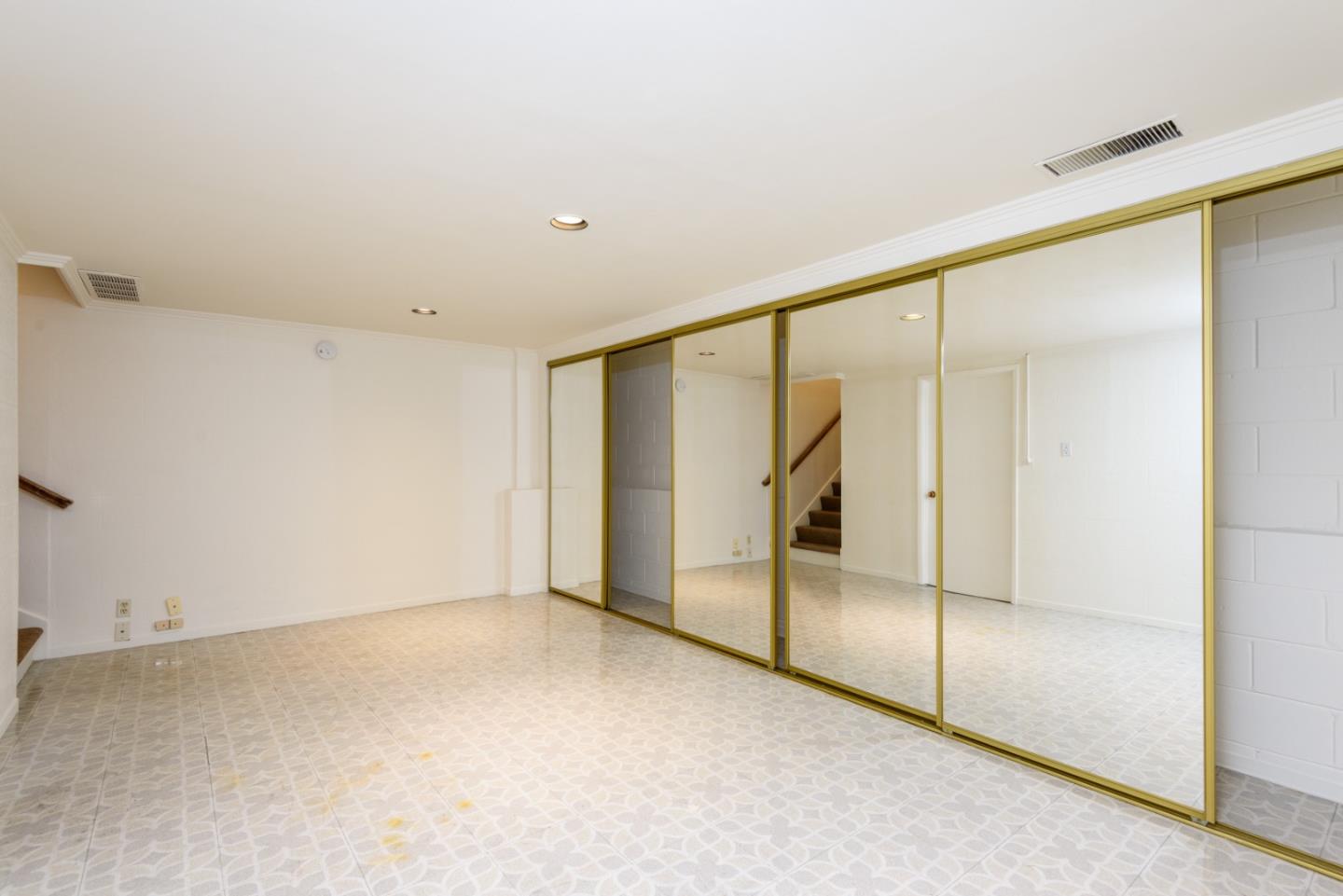2305 Sharon Road Menlo Park, CA 94025 - Photo 15 of 22 Gallery Image 15