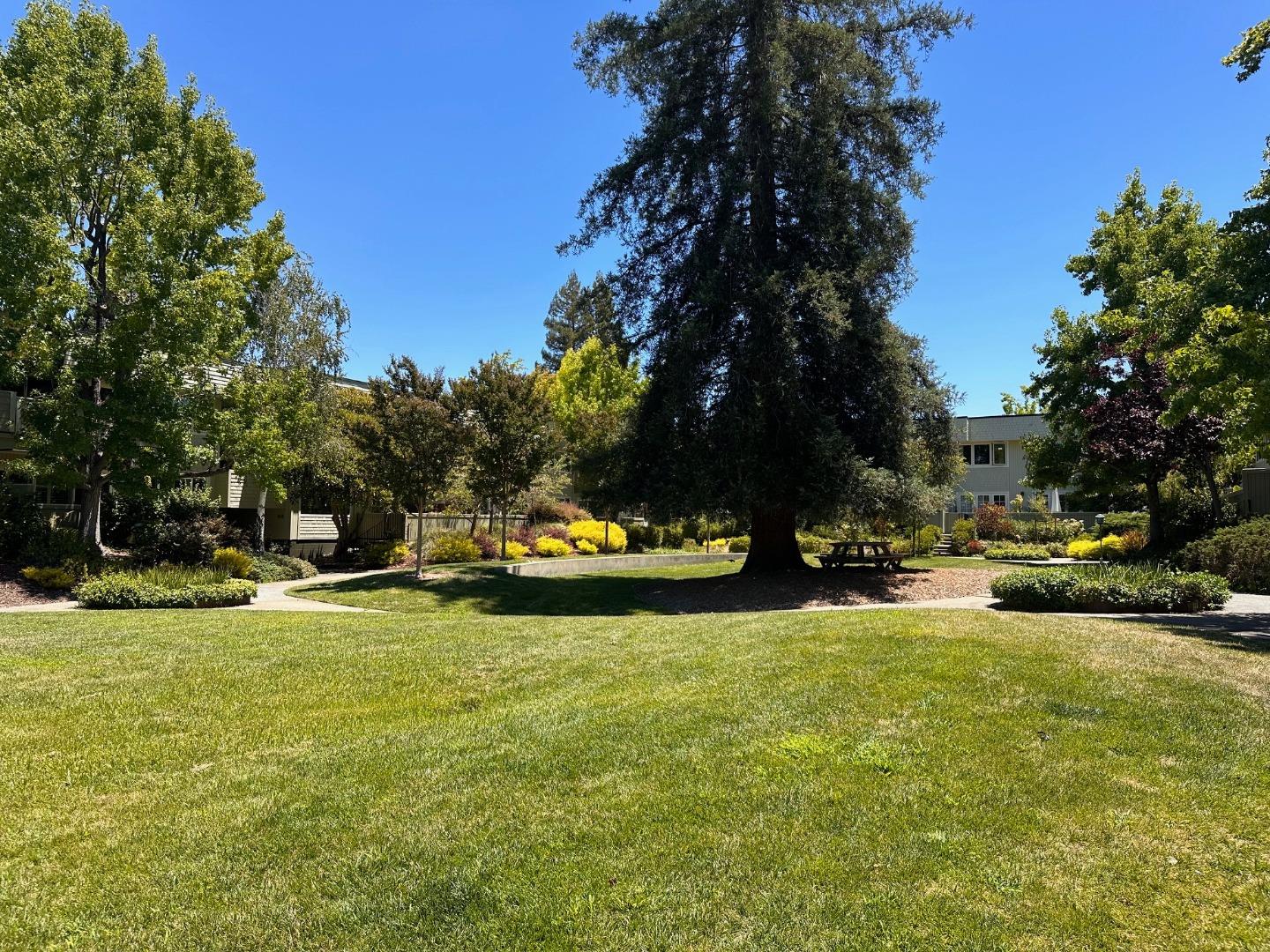 2305 Sharon Road Menlo Park, CA 94025 - Photo 20 of 22 Gallery Image 20
