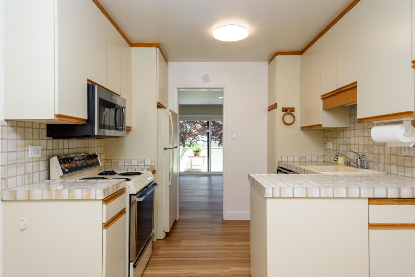 2305 Sharon Road Menlo Park, CA 94025 - Photo 4 of 22 Gallery Image 4