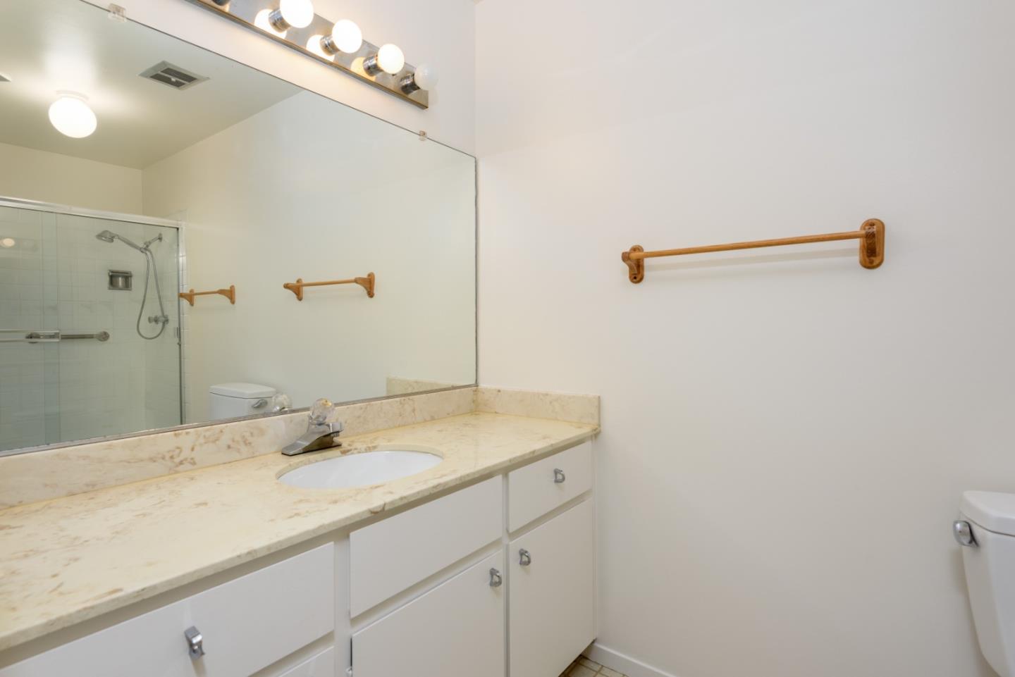 2305 Sharon Road Menlo Park, CA 94025 - Photo 10 of 22 Gallery Image 10