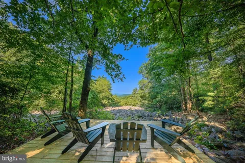 $625,000 | 614 Graystones Jeras Road, Albrightsville, PA 18210