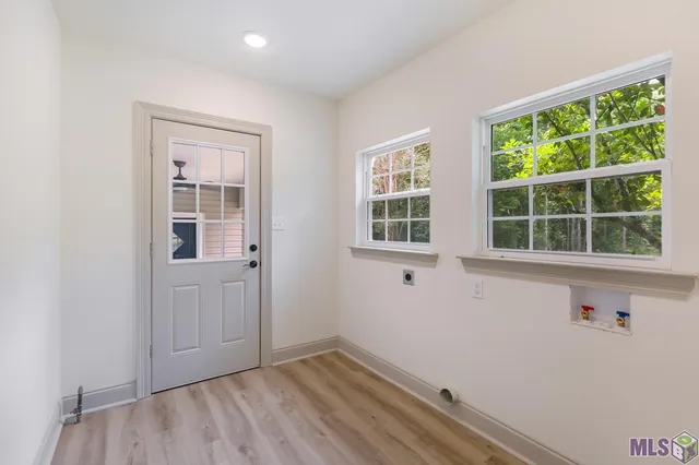 $385,000 | 11321 Highway 22, St. Amant, LA 70774