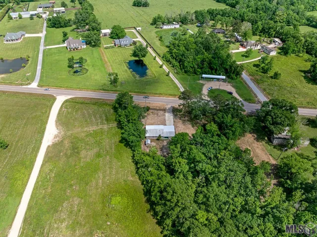 $385,000 | 11321 Highway 22, St. Amant, LA 70774