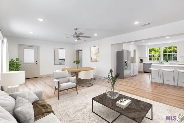 $385,000 | 11321 Highway 22, St. Amant, LA 70774