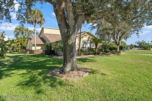 $590,000 | 569 Crystal Lake Drive, Melbourne, FL 32940