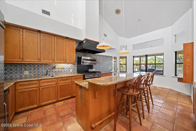 $590,000 | 569 Crystal Lake Drive, Melbourne, FL 32940