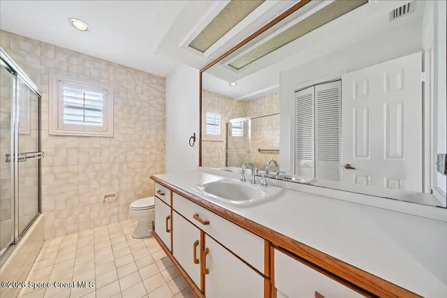 $590,000 | 569 Crystal Lake Drive, Melbourne, FL 32940