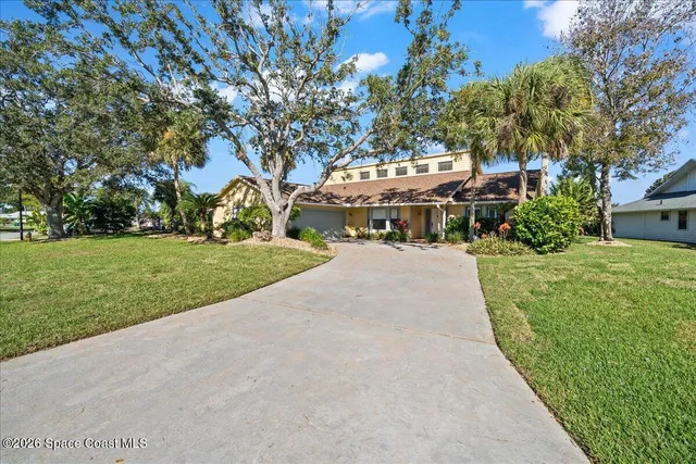 $590,000 | 569 Crystal Lake Drive, Melbourne, FL 32940