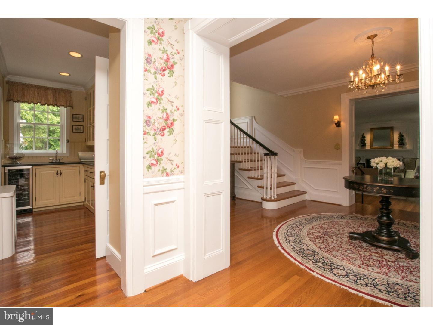523 Chews Landing Road Haddonfield, NJ 08033 - Photo 5 of 25 Foyer