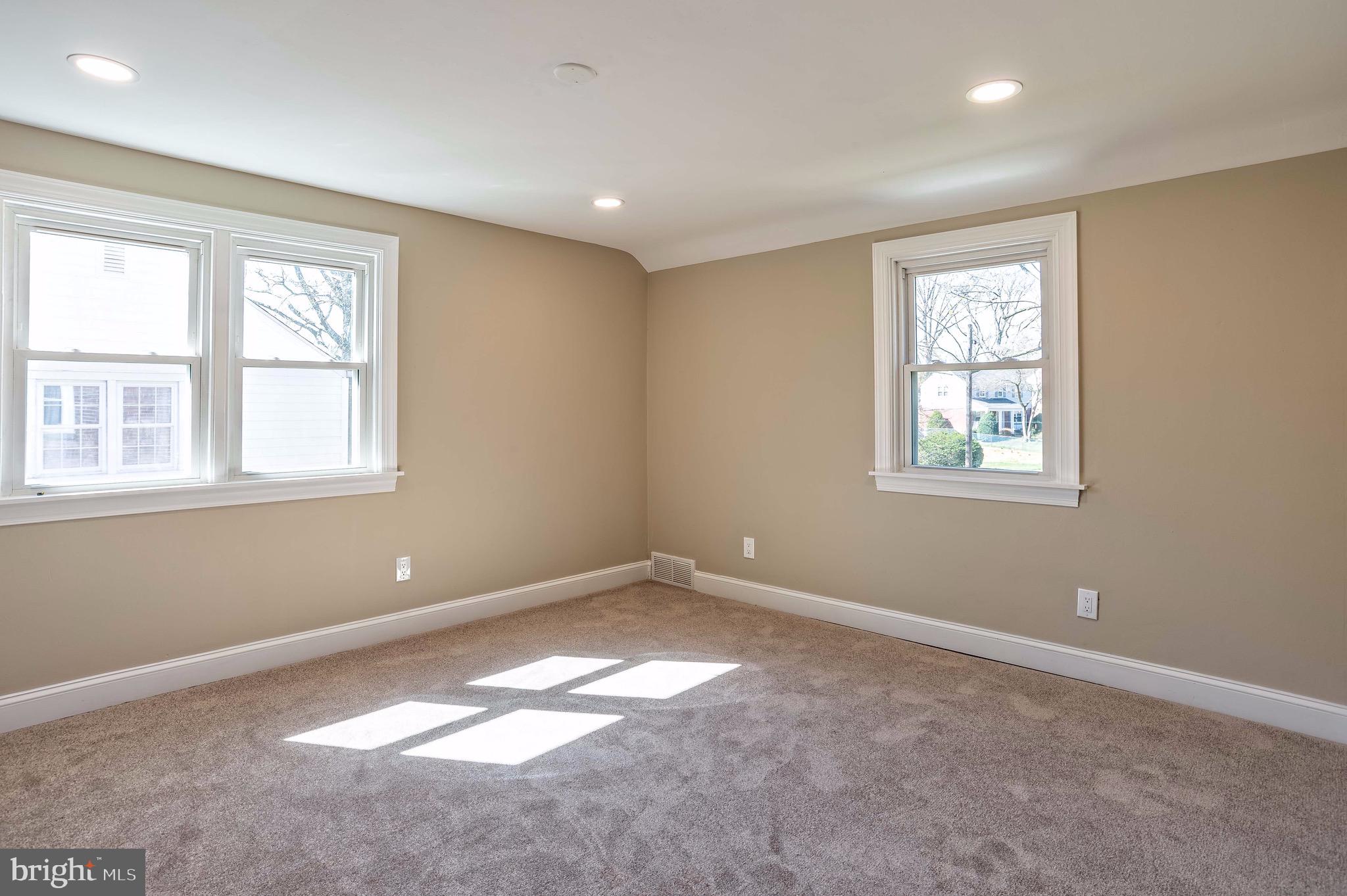 401 Pembroke Road Havertown, PA 19083 - Photo 8 of 14 Gallery Image 8
