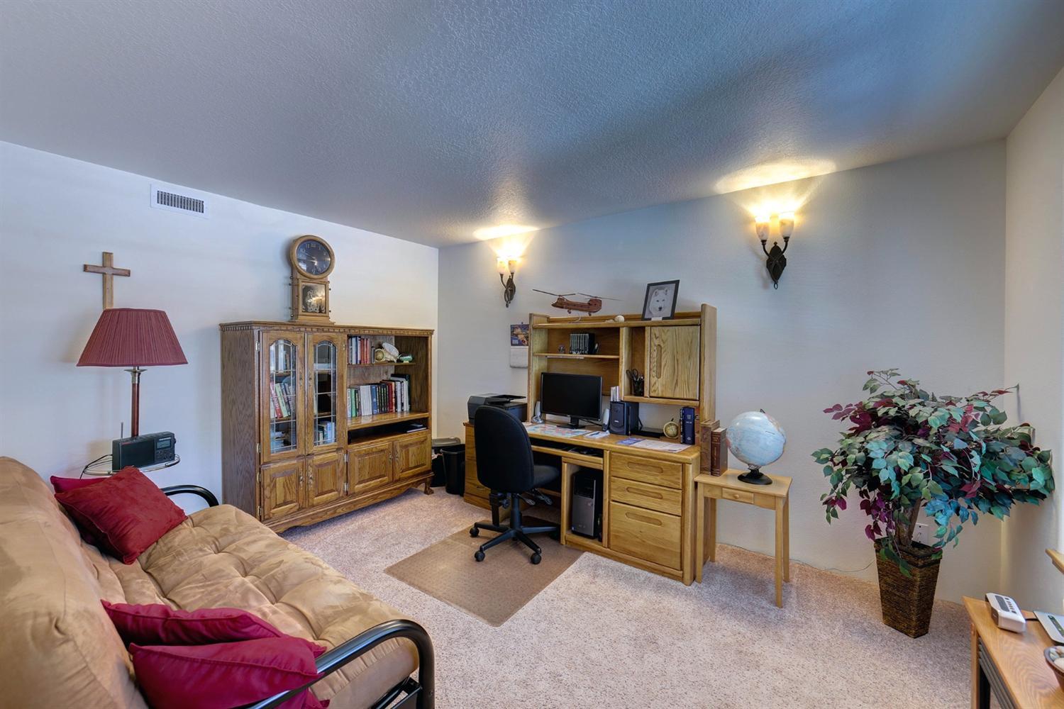 1142 Lincoln Road Grants Pass, OR 97526 - Photo 8 of 17 Additional Photo