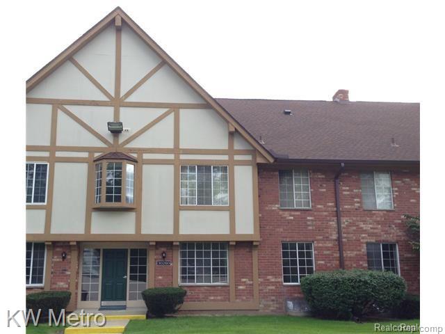 30236 Southfield Road Southfield, MI 48076 - Photo 2 of 16 Exterior4.jpg