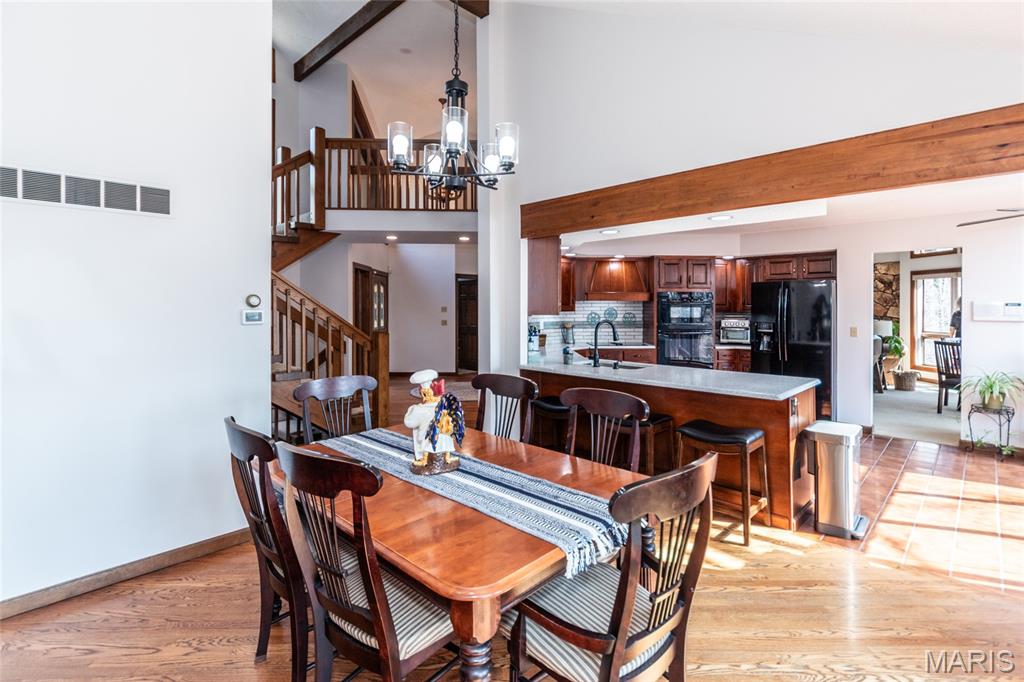 1570 Paradise Valley Drive High Ridge, MO 63049 - Photo 11 of 40
