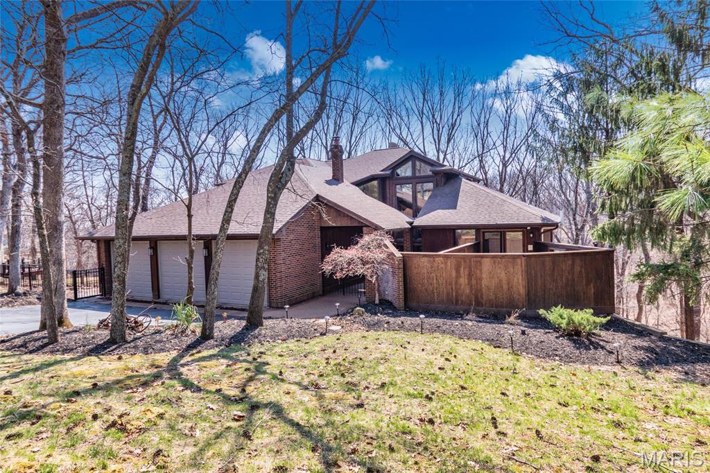 1570 Paradise Valley Drive High Ridge, MO 63049 - Photo 2 of 40