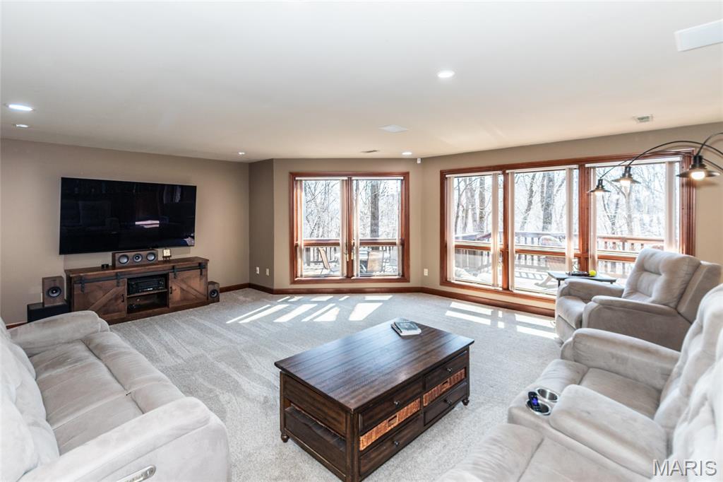 1570 Paradise Valley Drive High Ridge, MO 63049 - Photo 23 of 40