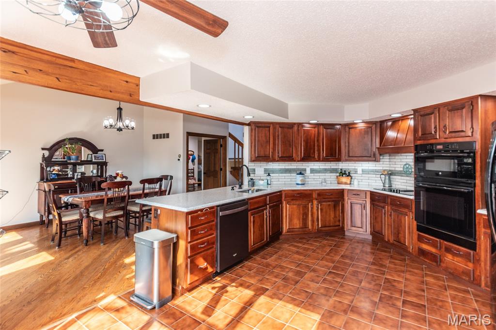 1570 Paradise Valley Drive High Ridge, MO 63049 - Photo 9 of 40