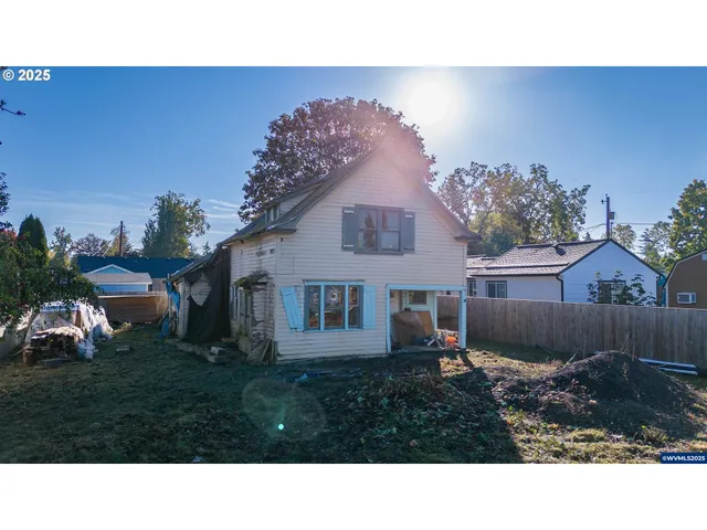 $179,900 | 109 South Trade Street, Amity, OR 97101