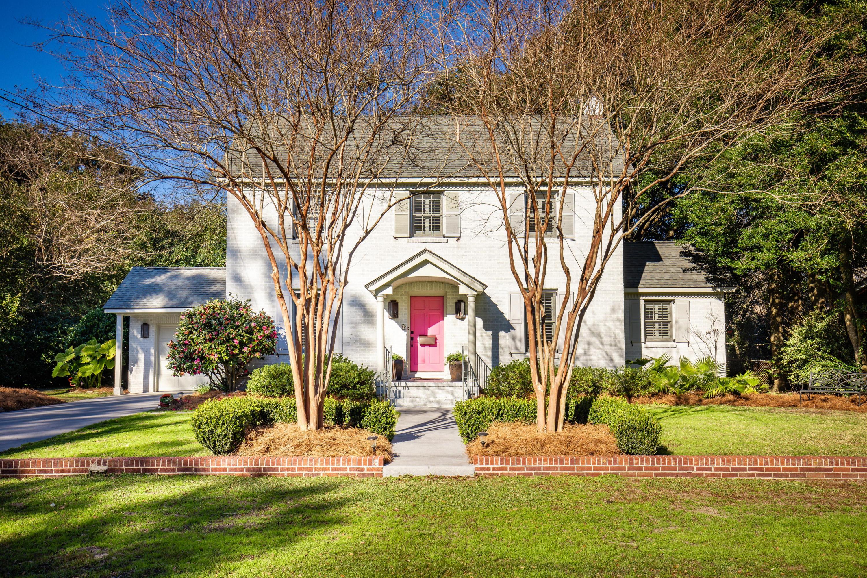 6 Sheridan Road Charleston, SC 29407 - Photo 1 of 38 EllisCreekPhotography190116-25-HDR-1