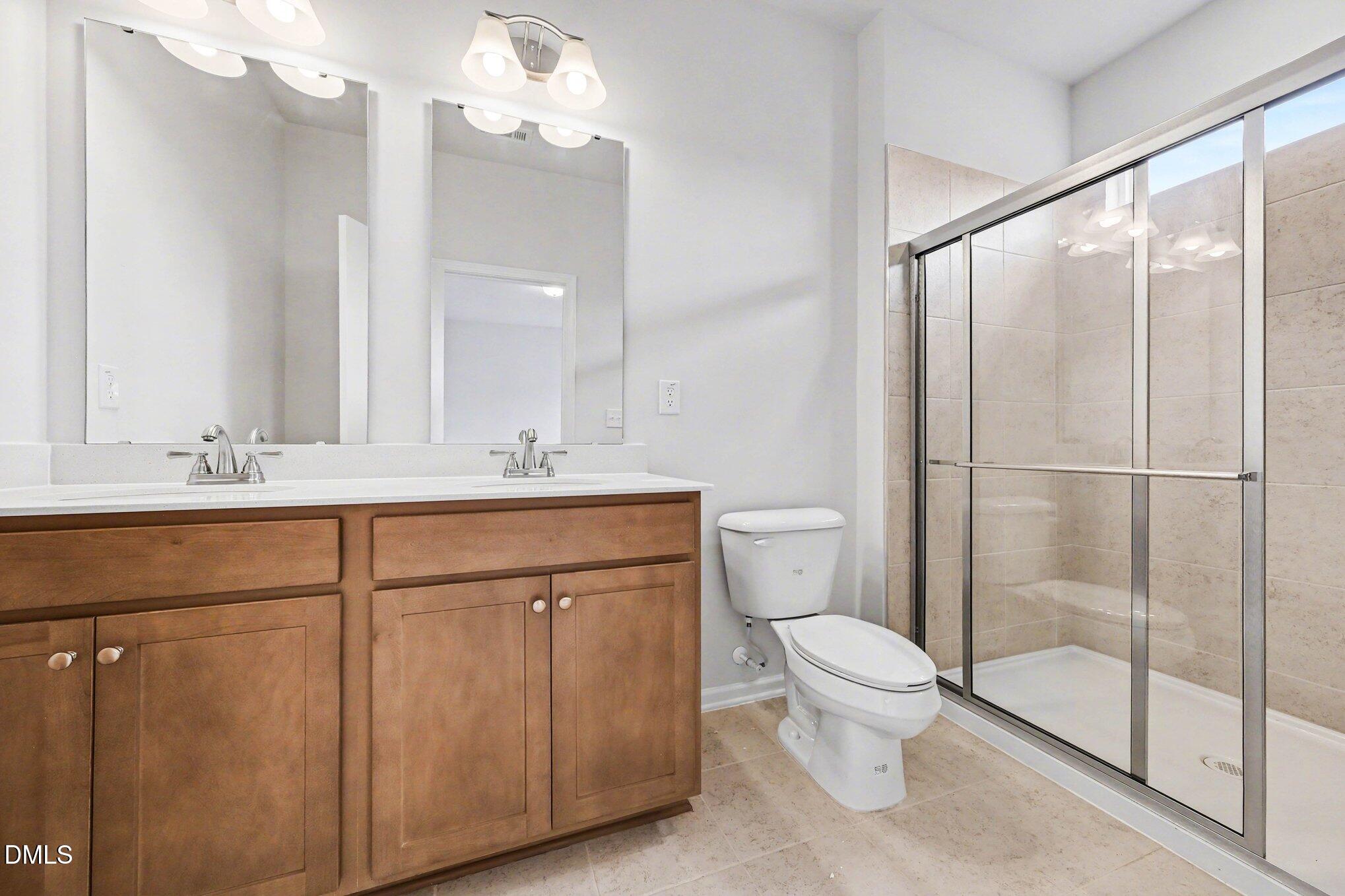 730 Orch Vista Circle Raleigh, NC 27606 - Photo 11 of 28 014_file_3972