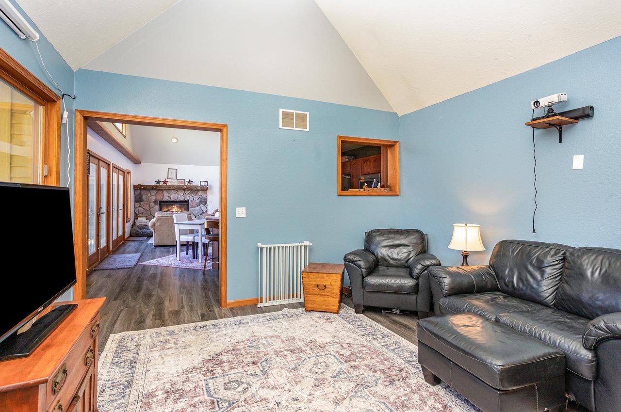 823 Valley Stream Harrison, MI 48625 - Photo 10 of 28