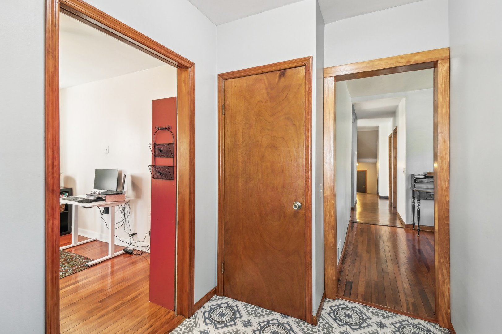 2900 Gabriel Avenue Zion, IL 60099 - Photo 16 of 52 a view of hallway with wooden floor and furniture