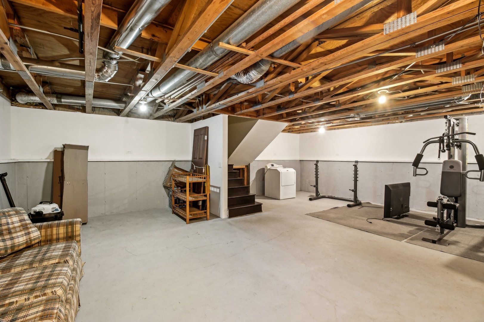 2900 Gabriel Avenue Zion, IL 60099 - Photo 41 of 52 a view of a room with gym equipment