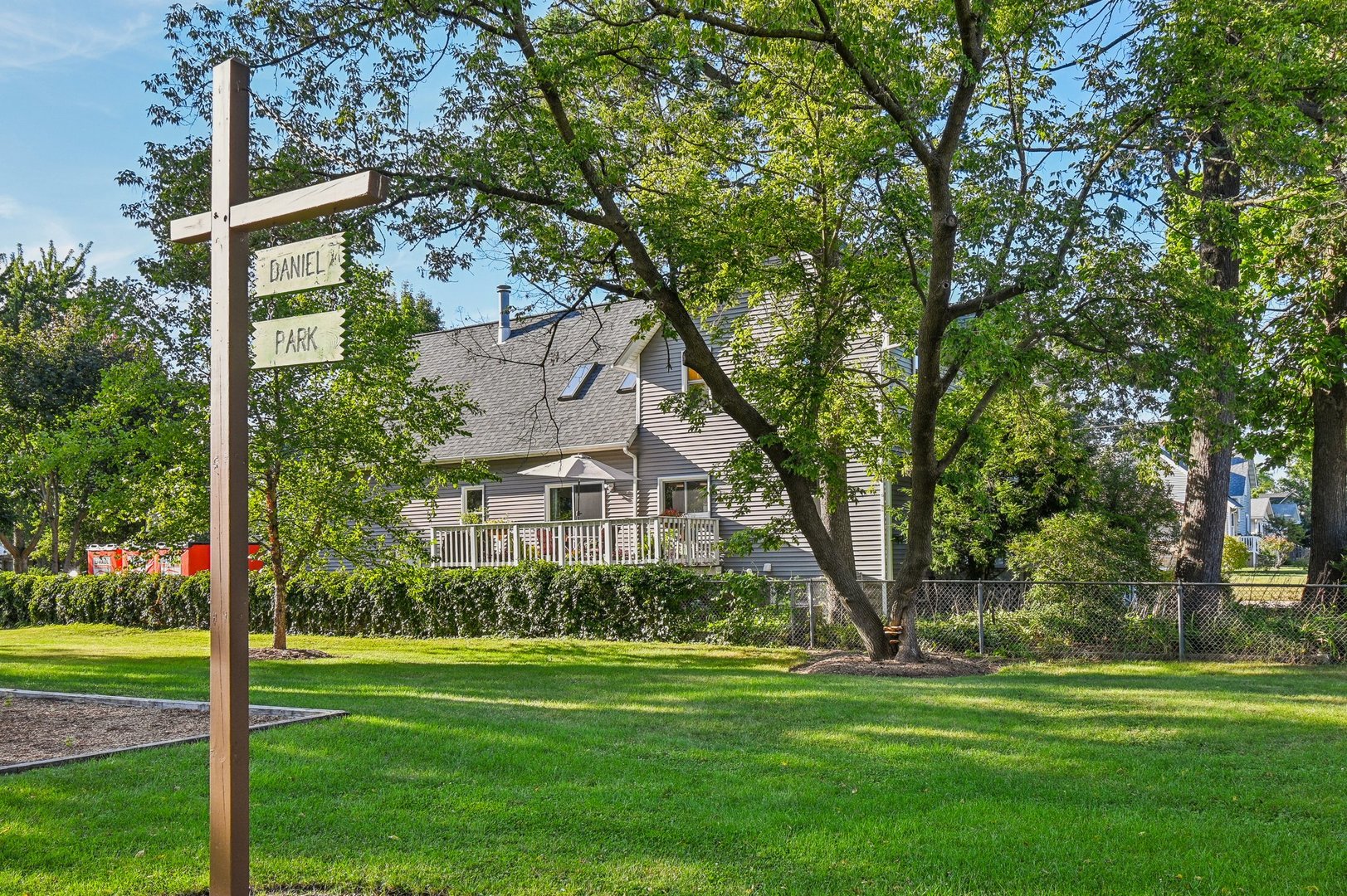 2900 Gabriel Avenue Zion, IL 60099 - Photo 8 of 52 a front view of a house with a garden