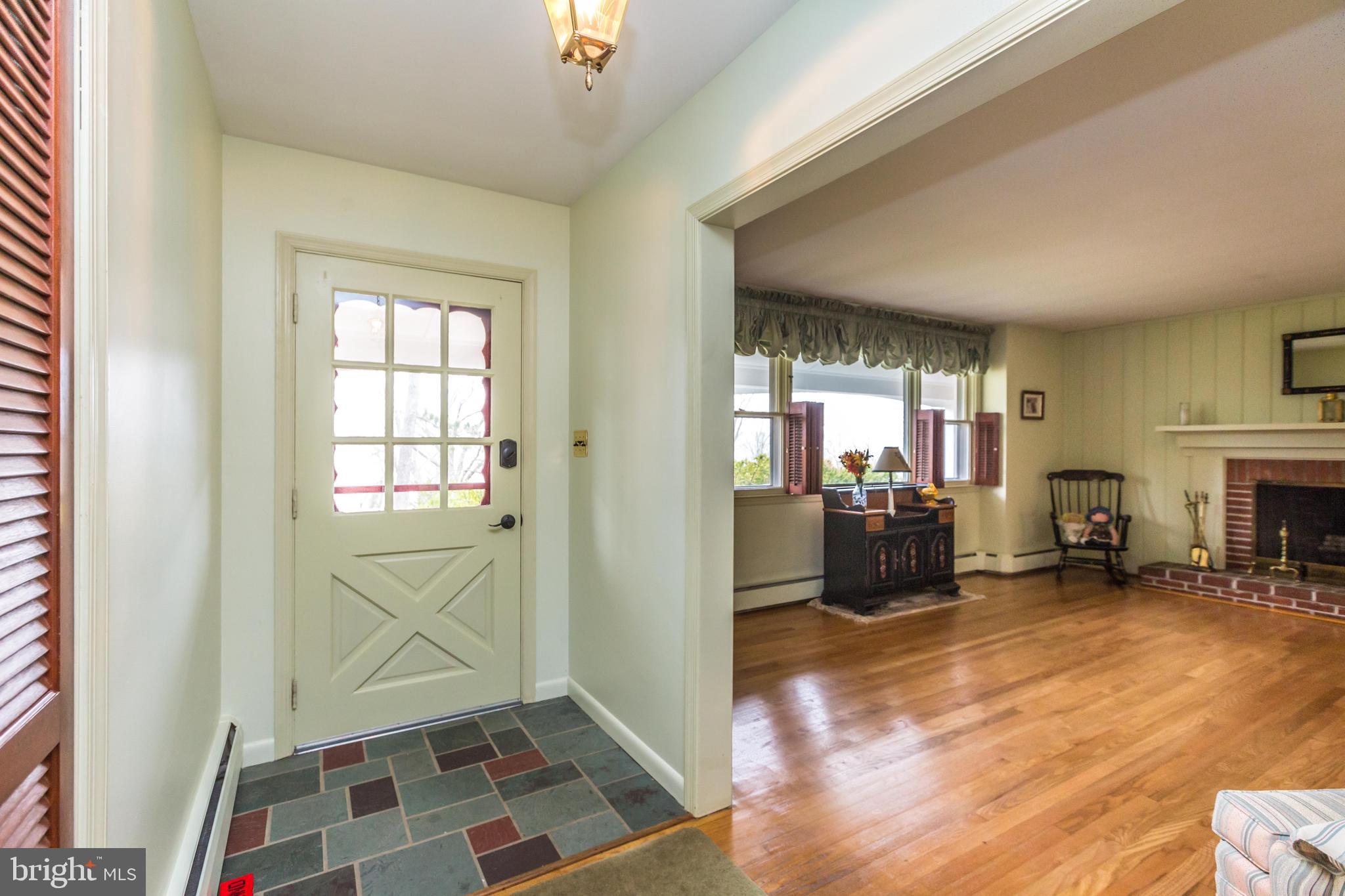 1915 Haverhill Road Baltimore, MD 21234 - Photo 2 of 35 Foyer with stone entry.