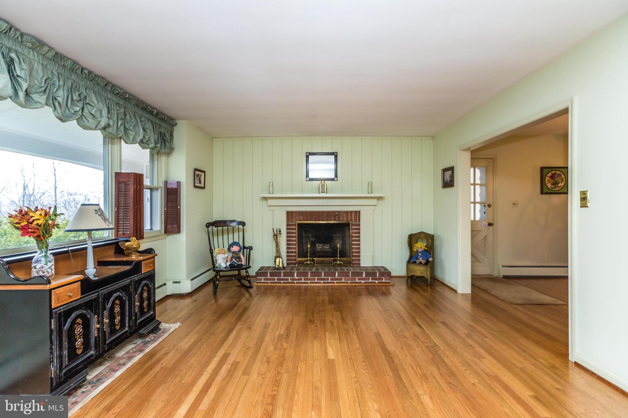 1915 Haverhill Road Baltimore, MD 21234 - Photo 3 of 35 Large family room with wood burning fireplace.