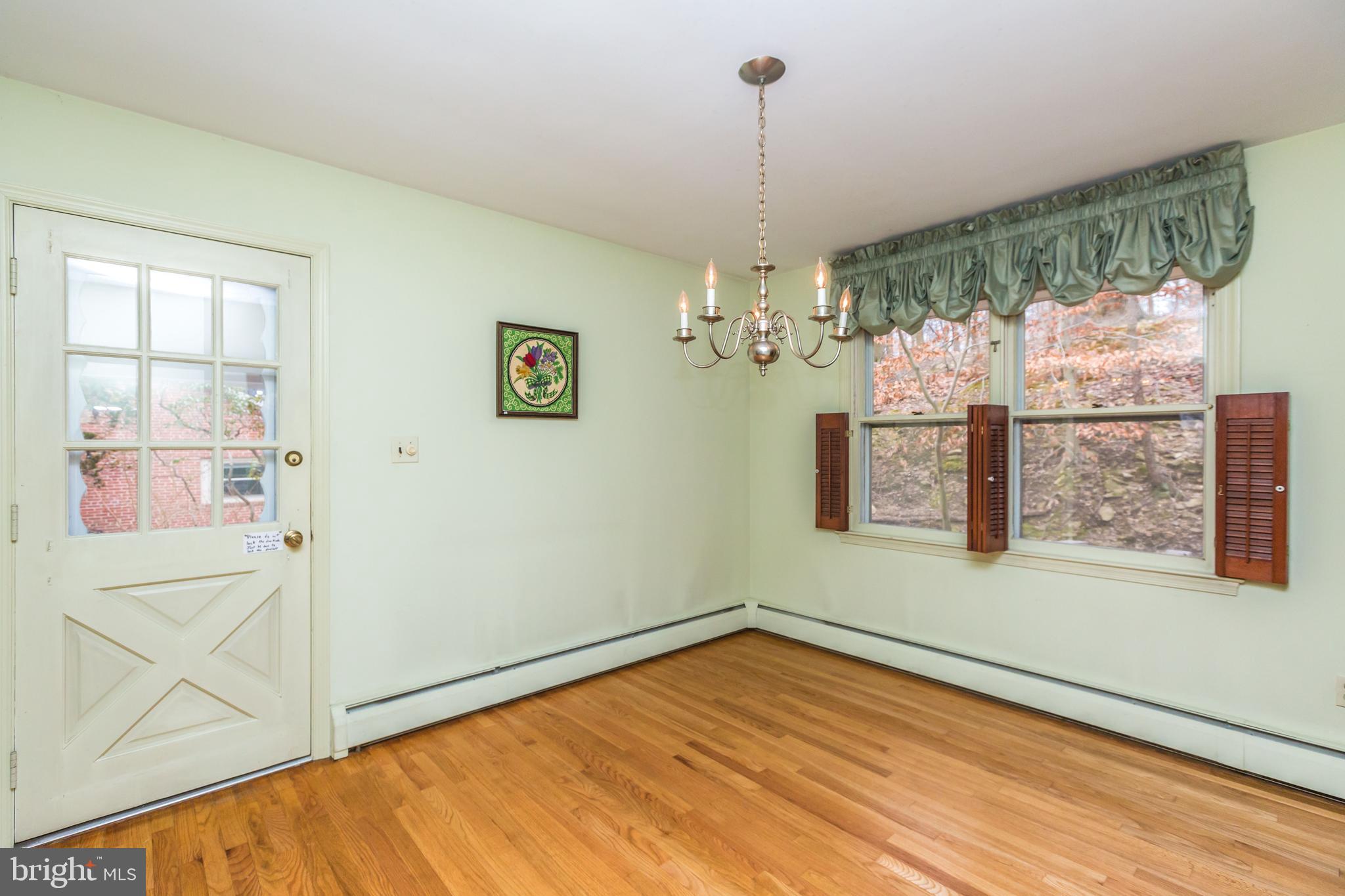 1915 Haverhill Road Baltimore, MD 21234 - Photo 7 of 35 Dining room with access to driveway ...