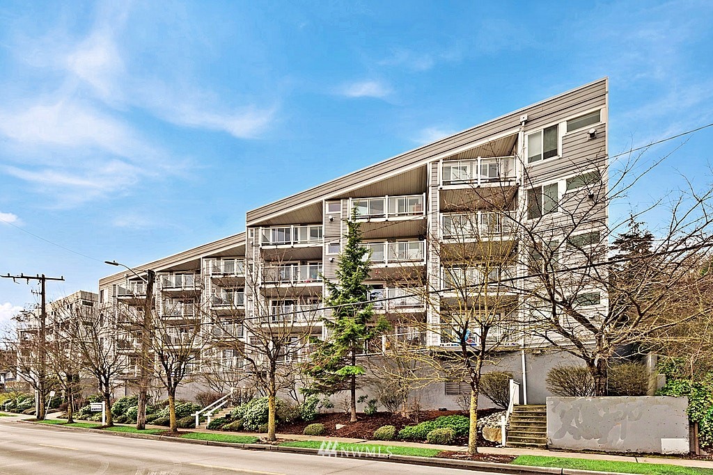 3318 30th Avenue Southwest, Unit B701 Seattle, WA 98126 - Photo 17 of 18