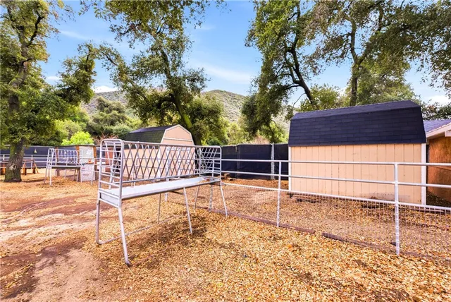 $499,000 | 39608 Calle Cascada, Green Valley, CA 91390